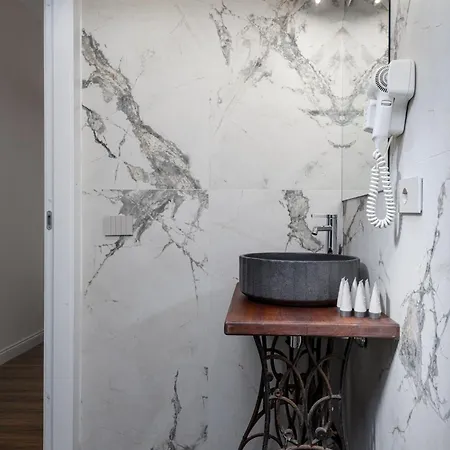 Bed & Breakfast Unyca - Palazzo Dell'albero Florence